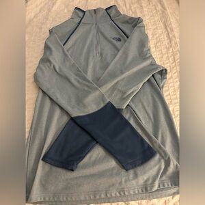 Women’s athletic north face quarter zip size M